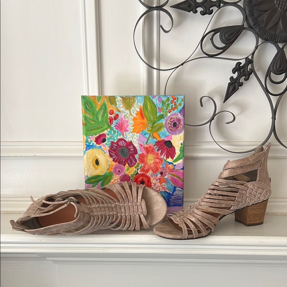 Stylish Tan Ankle Booties